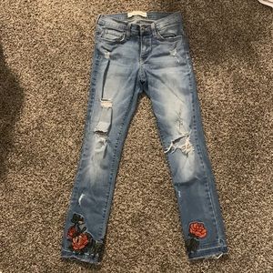 Flying monkey jeans size 25 with flower embroidery